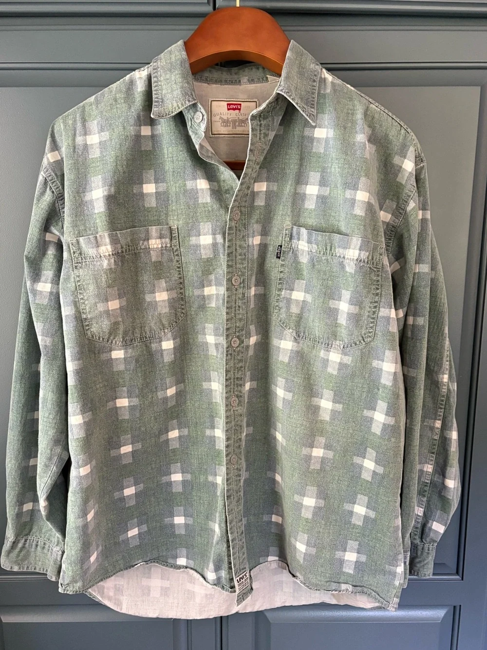 vintage Levi's button-down worker shirt distinctive green and white cris cross - Picture 12 of 13